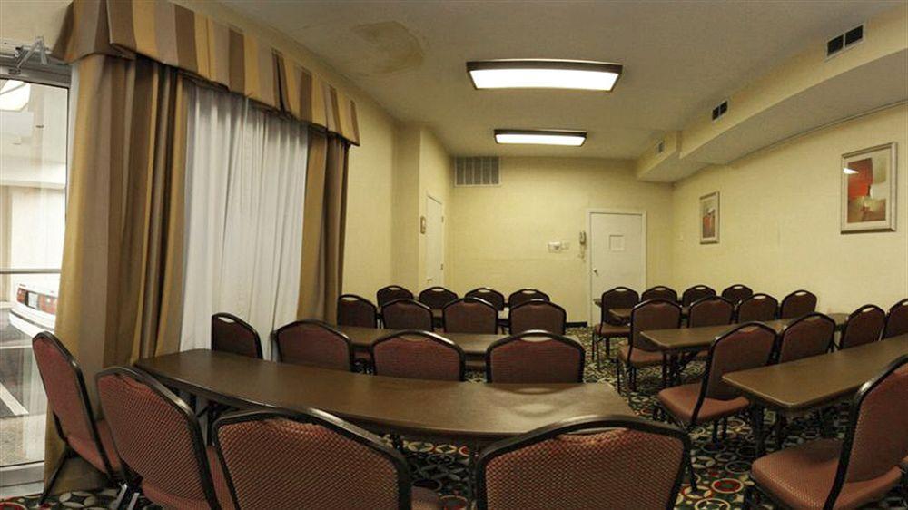 Holiday Inn Express Washington Dc Silver Spring By Ihg Esterno foto
